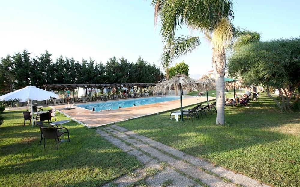 Iria Beach מראה חיצוני תמונה