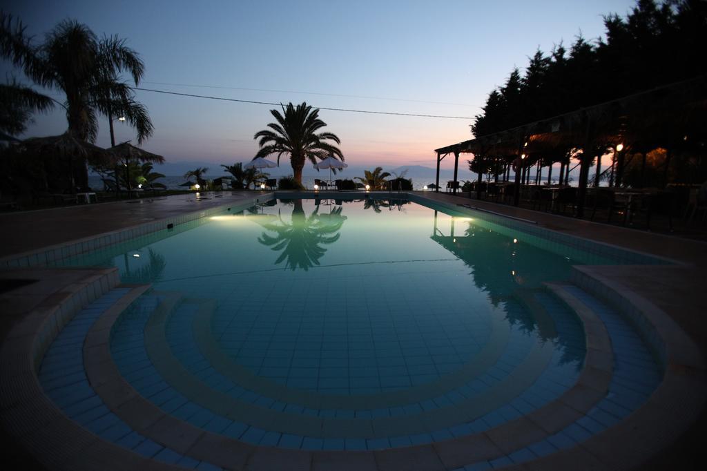 Iria Beach מראה חיצוני תמונה
